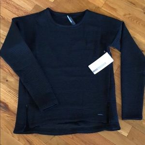 Mondetta Sports high low winter top with side zips